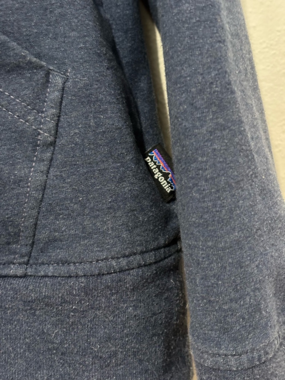 Patagonia Blue Long Sleeve Hooded Pullover Shirt Size Med Lavender Bike Graphic - Picture 14 of 16